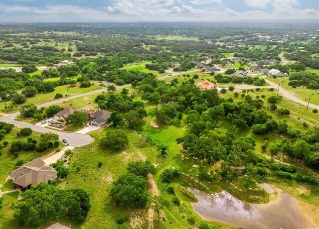 107  Nicholas Weeks, Blanco, TX 78606 — photo 9