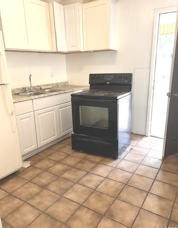 23051  Us Highway 281, San Antonio, TX 78264 — photo 8