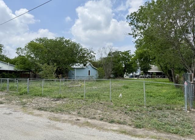 622  Martin Luther King Dr, San Antonio, TX 78203 — photo 3