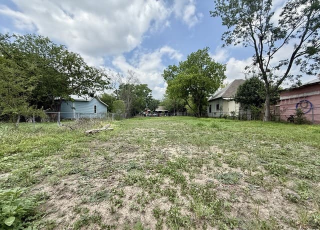 622  Martin Luther King Dr, San Antonio, TX 78203 — photo 6