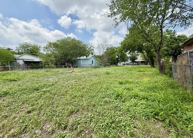 622  Martin Luther King Dr, San Antonio, TX 78203 — photo 7