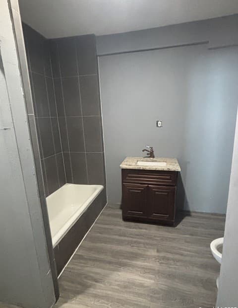 1102 S Gevers St, San Antonio, TX 78210 — photo 15