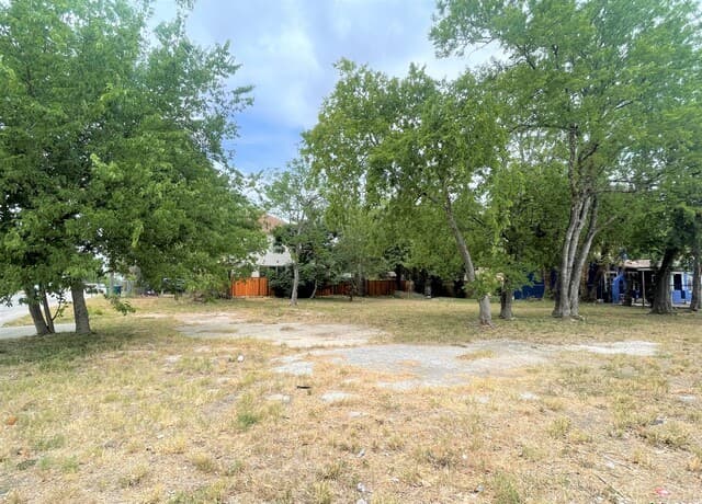 902 S Mittman St, San Antonio, TX 78210 — photo 3