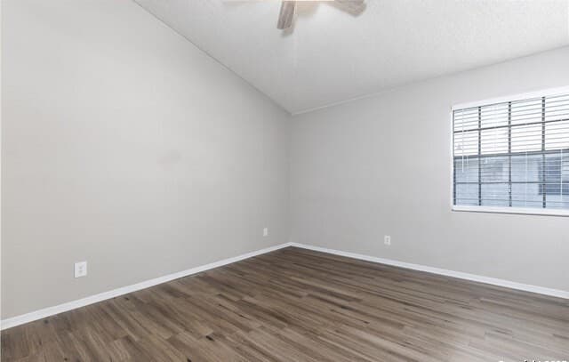 546  Dukeway, Universal City, TX 78148 — photo 13