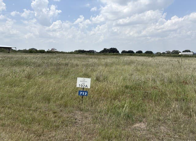 717 Palomino Springs