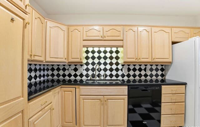1  Towers Park Ln Unit 1512, San Antonio, TX 78209 — photo 4