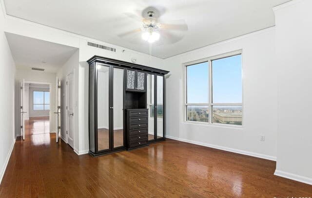 1  Towers Park Ln Unit 1512, San Antonio, TX 78209 — photo 9