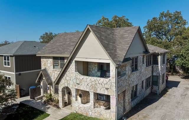 255  Natalen Ave, San Antonio, TX 78209 — photo 3