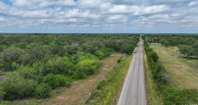 001  County Road 266, Gillett, TX 78116 — photo 13