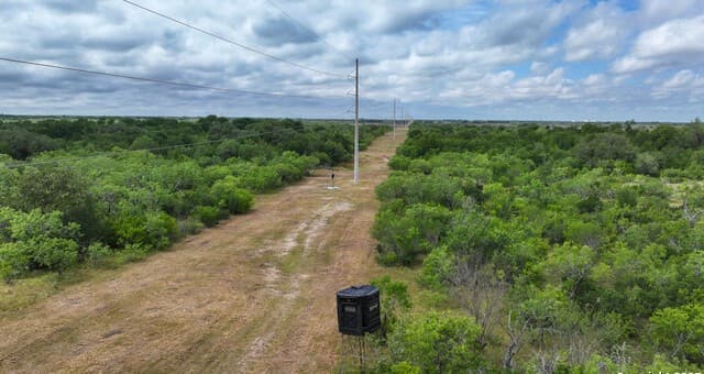 001  County Road 266, Gillett, TX 78116 — photo 16