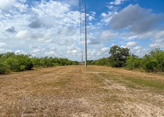 001  County Road 266, Gillett, TX 78116 — photo 21
