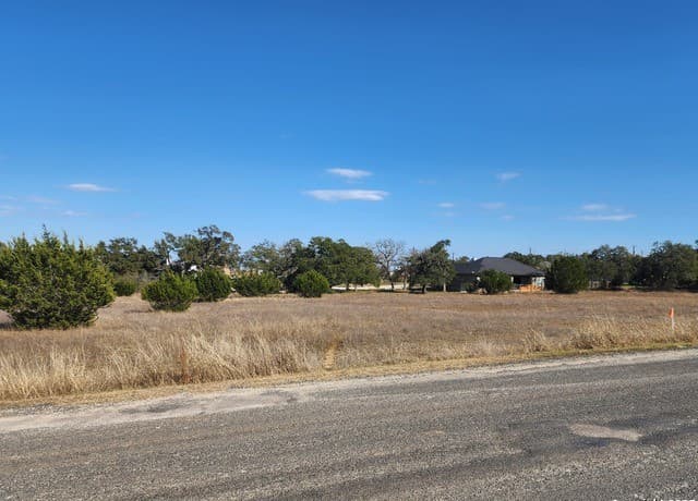 103 S Calvin Barrett, Blanco, TX 78606 — photo 7