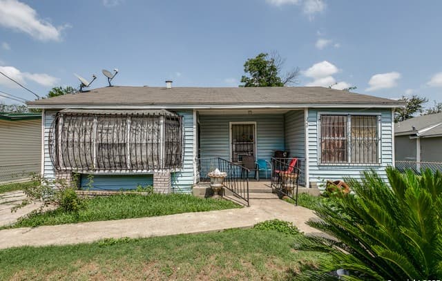 326 Balboa Ave