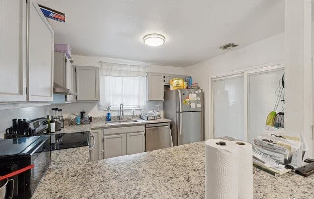 6839  Neston Dr, San Antonio, TX 78239 — photo 8