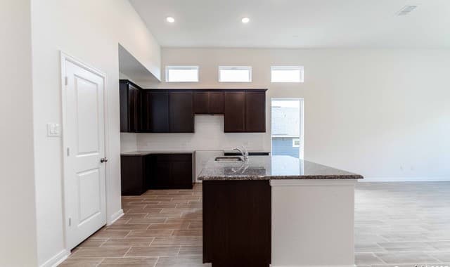 4881  Knox View, Schertz, TX 78108 — photo 5