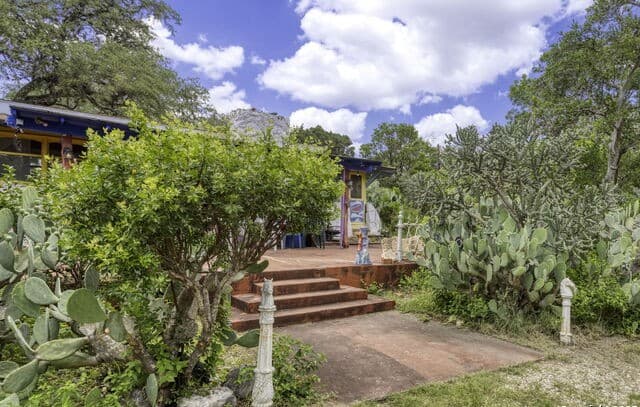 2422  Hillcrest Dr, San Antonio, TX 78228 — photo 9