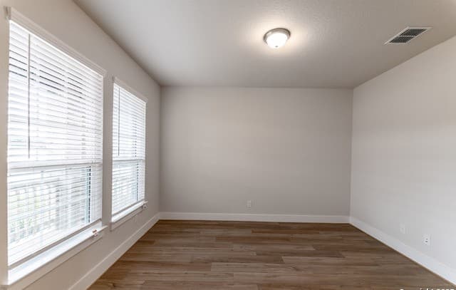 192  Ednie Ln, Mico, TX 78066 — photo 3