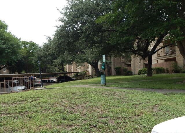 4119  Medical Unit 304F, San Antonio, TX 78229 — photo 2