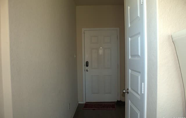 10505  Green Lake, San Antonio, TX 78223 — photo 4