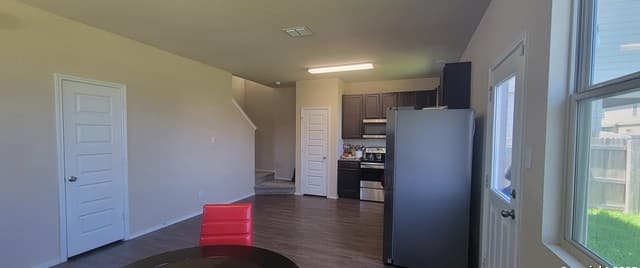 10505  Green Lake, San Antonio, TX 78223 — photo 5
