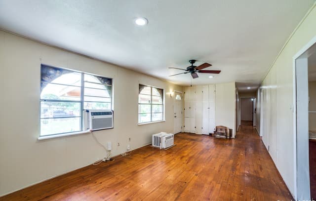 606 W Baetz Blvd, San Antonio, TX 78221 — photo 6
