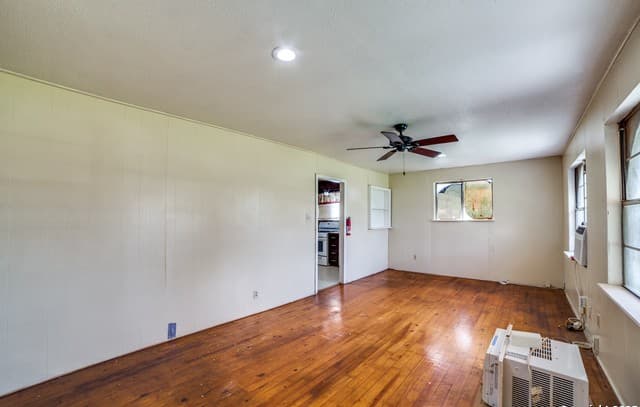 606 W Baetz Blvd, San Antonio, TX 78221 — photo 7