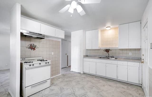 4806 Luz Ave, San Antonio, TX 78237 — photo 11