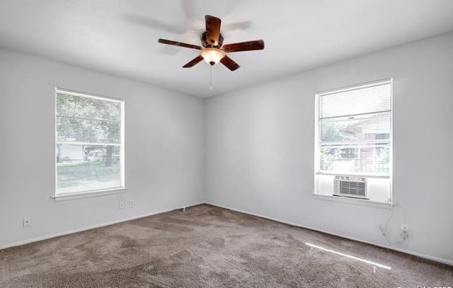 4806 Luz Ave, San Antonio, TX 78237 — photo 21