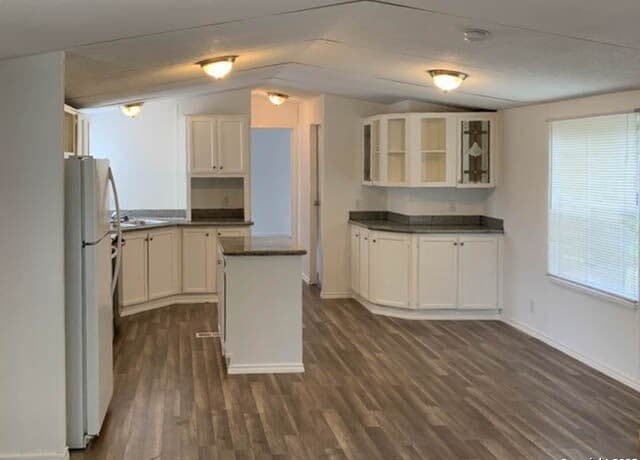 25211  Aue, San Antonio, TX 78257 — photo 10