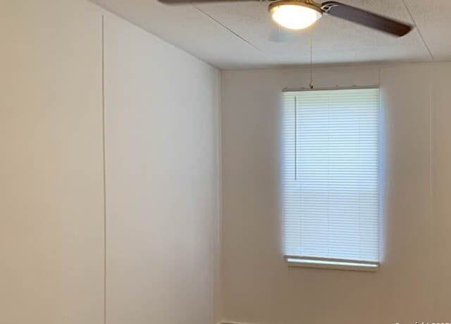 25211  Aue, San Antonio, TX 78257 — photo 17