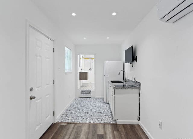 25211  Aue, San Antonio, TX 78257 — photo 23