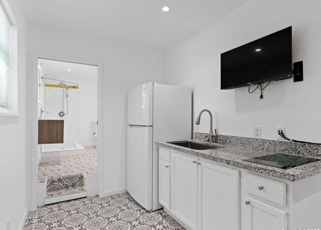 25211  Aue, San Antonio, TX 78257 — photo 24