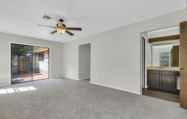 4938  Fairford, San Antonio, TX 78228 — photo 22
