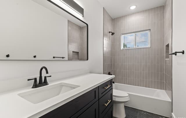 706  Martin Luther King Dr Unit 101, San Antonio, TX 78203 — photo 15