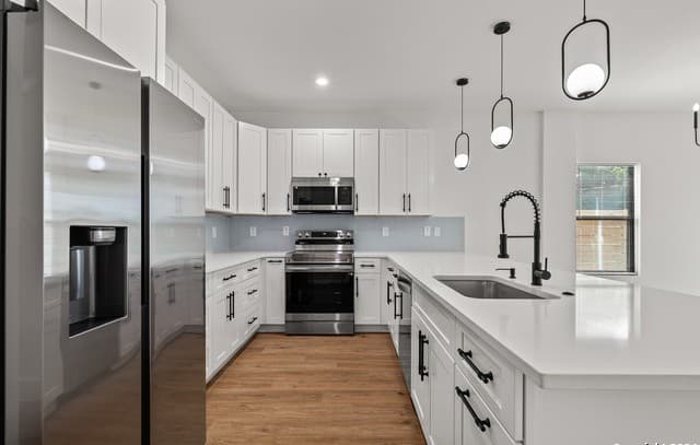 706  Martin Luther King Dr Unit 101, San Antonio, TX 78203 — photo 2
