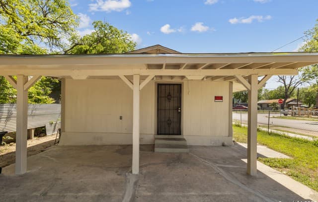 2121 San Fernando, San Antonio, TX 78207 — photo 7