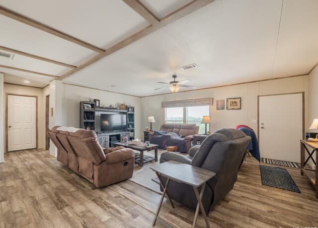 385  Ridge Trail, Bandera, TX 78003 — photo 4
