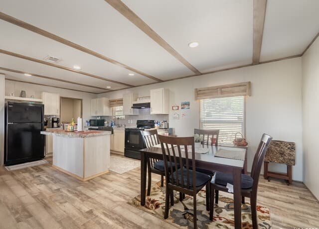 385  Ridge Trail, Bandera, TX 78003 — photo 7