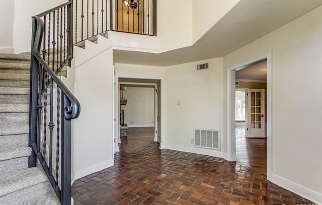 714  Blakeley, San Antonio, TX 78209 — photo 5