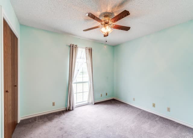1026  Eagle Creek Dr, Floresville, TX 78114 — photo 19
