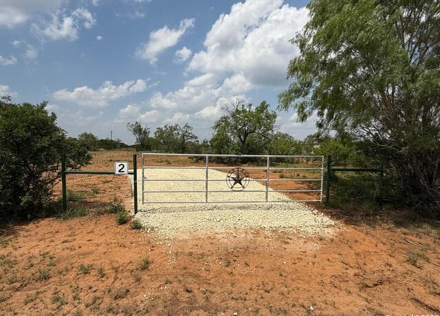 00  Fm 472, Bigfoot, TX 78005 — photo 2
