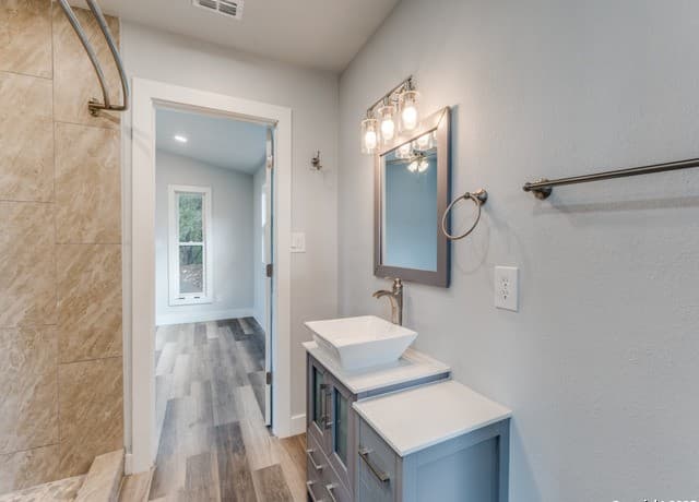 238  Ledgeview, Canyon Lake, TX 78133 — photo 15