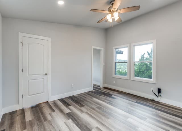238  Ledgeview, Canyon Lake, TX 78133 — photo 4
