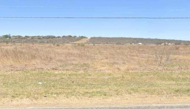 9233 New Laredo, San Antonio, TX 78211