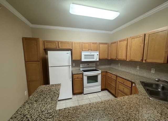 6160  Eckhert Unit 103, San Antonio, TX 78240 — photo 19