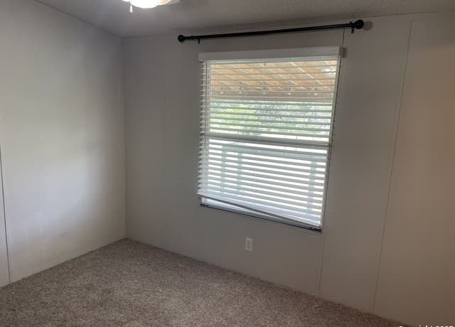 233 County Road 340, Hondo, TX 78861 — photo 14