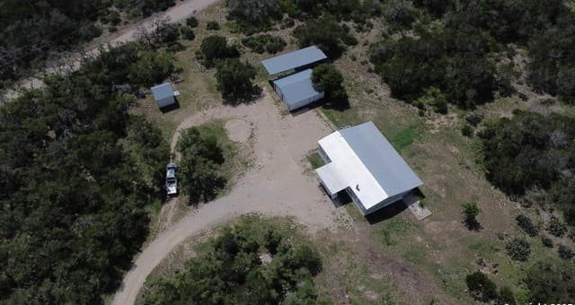 233 County Road 340, Hondo, TX 78861 — photo 25