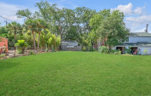 122 W Norwood Ct, San Antonio, TX 78212 — photo 5