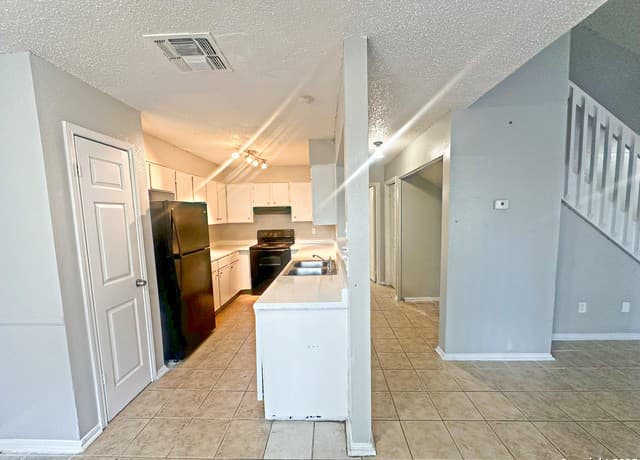 7502  Oak Chase Unit 7504, San Antonio, TX 78239 — photo 8