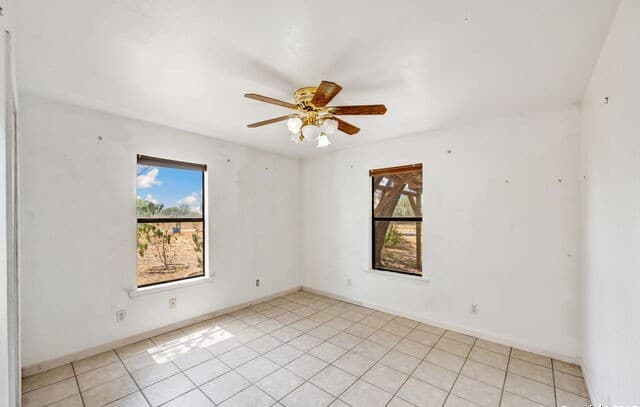 106  Hickory Cir, Floresville, TX 78114 — photo 12